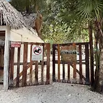 Chavez Eco And Campsite *