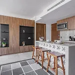 Luxury Loft - Jacuzzi, Gym, Sauna, Infinity-Pool, Jungle View