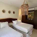 Stylish Mexican Interior Ph- Private Rooftop -gated Community *