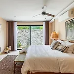 •| Boutique Swim Up En P/4 • Naaj Tun• Apartamento
