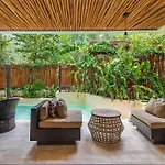 •| Boutique Swim Up En P/4 • Naaj Tun• * Tulum