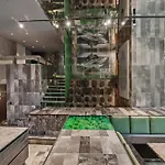 Villa New Luxury 4-bedroom With Private Pool & Access - Barney's Ny *