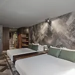 Villa New Luxury 4-bedroom With Private Pool & Access - Barney's Ny *