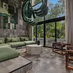 Villa New Luxury 4-bedroom With Private Pool & Access - Barney's Ny