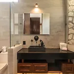 Siwa Jungle-luxury 2br Retreat With Private Roofto Apartamento