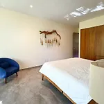 Apartamento Resort-style 2-bedroom | Balcony, Pool, Gym & At Mistiq