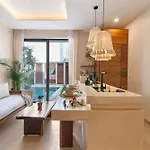 Boho With Swim-up Pool - La Veleta *