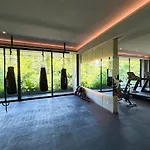 Resort-style 2-bedroom | Balcony, Pool, Gym & At Mistiq Apartamento Tulum
