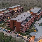 Apartamento Bright 2br Amira District Gem With Shared Pool Tulum