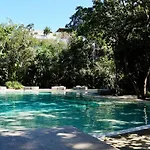 New! Oasis Yaaxlum 2Br, Pool, Jacuzzi & Gym