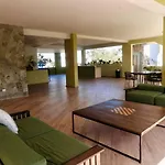 New! Oasis Yaaxlum 2Br, Pool, Jacuzzi & Gym