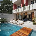 Villa 5-bedroom Private House With Pool In *