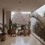 Panamera 4* Tulum
