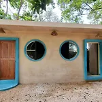 Tubo Tulum Hostel - Unique Stay