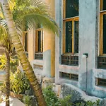 Hotel Zamas 4*