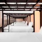 Colorbox Beds And Hostel