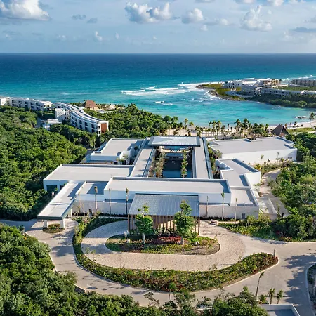 Resort Conrad Riviera Maya