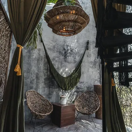Hotel Esmeralda Boutique & Residences