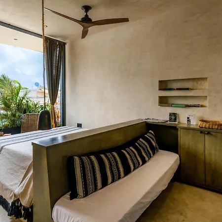 Esmeralda Boutique & Residences Hotel 4*