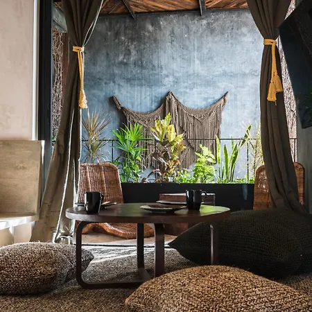 Esmeralda Boutique & Residences Hotel 4*
