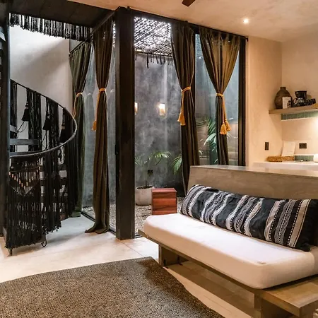 Esmeralda Boutique & Residences Hotel