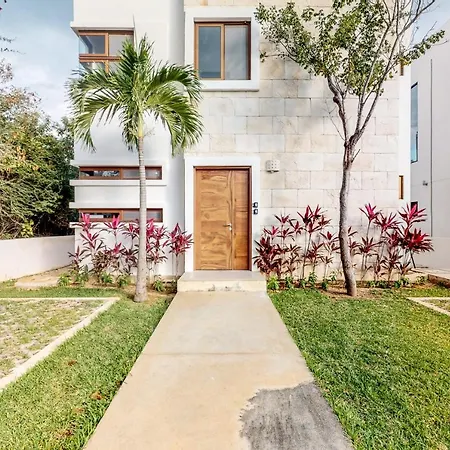Casa Buffalo At Residencial Bahia Holiday home Tulum