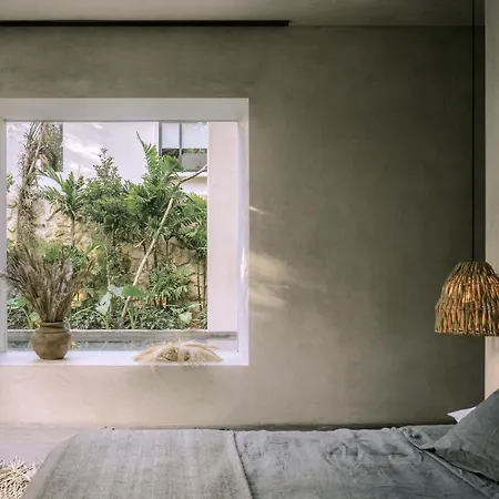 Casa Aviv House Design Awards Dream Swim-up Pool 360 View Rooftop & Lush Gardens Holiday home *