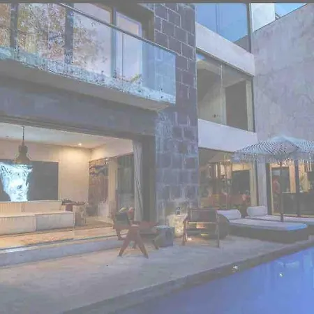 Aman Villa