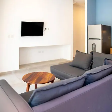 Apartment Deluxe *