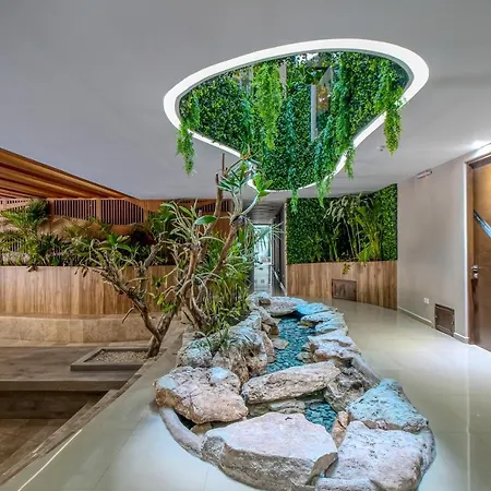 Menesse 204b, Picture Perfect Paradise
