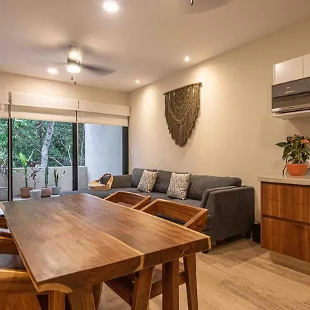 Gorgeous Rooftop Pool - Jungle Views- 2 Free Bikes *