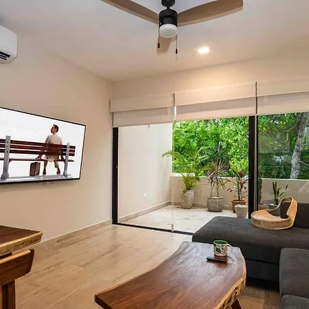Apartment Gorgeous Rooftop Pool - Jungle Views- 2 Free Bikes *