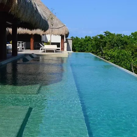 Apartment Gorgeous Rooftop Pool - Jungle Views- 2 Free Bikes