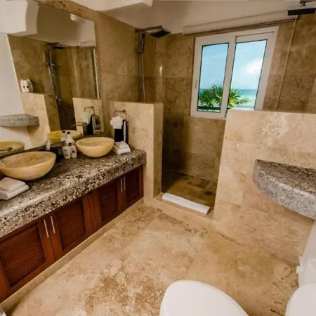 6 Bedroom Tulum, Quintana Roo * Tulum