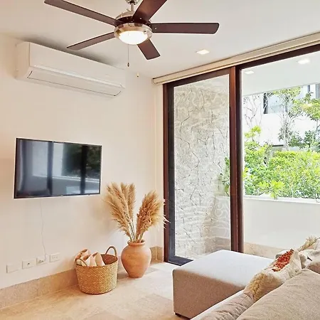 Omara 305 Classy&comfortable 2br, Aldea Zama, 200mb Wifi * Tulum