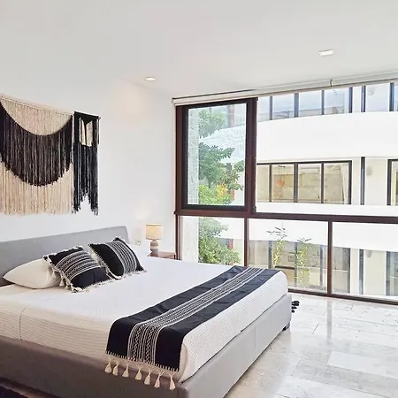 Omara 305 Classy&comfortable 2br, Aldea Zama, 200mb Wifi * Tulum