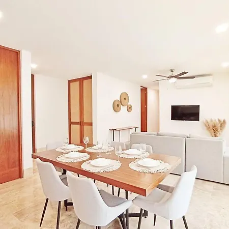 Omara 305 Classy&comfortable 2br, Aldea Zama, 200mb Wifi Apartment
