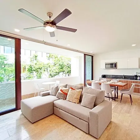 Omara 305 Classy&comfortable 2br, Aldea Zama, 200mb Wifi