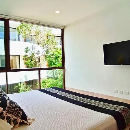 Omara 305 Classy&comfortable 2br, Aldea Zama, 200mb Wifi *