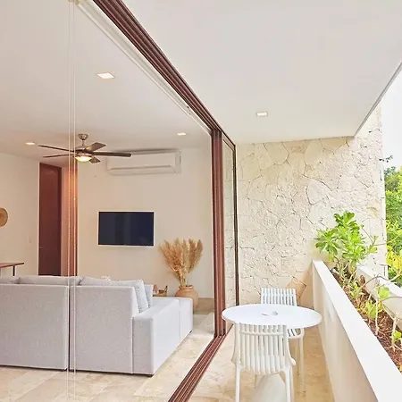 Omara 305 Classy&comfortable 2br, Aldea Zama, 200mb Wifi Apartment *