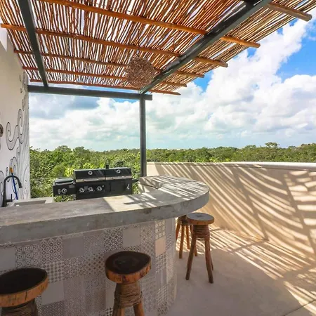 Spectacular Jungle In The Jungle Rooftop Pool Gym Bbq