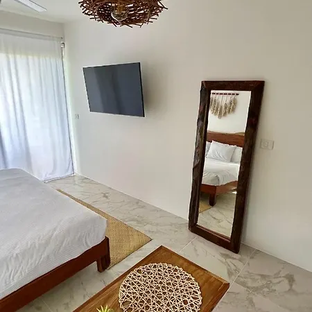 Aparthotel Studio 3*