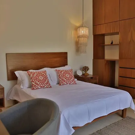 Luxury Penthouse W/private Pool Amartulum