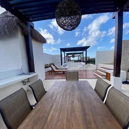 Luxury Penthouse W/private Pool Amartulum Apartment *