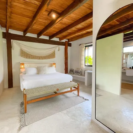 Amansala Hotel 4*