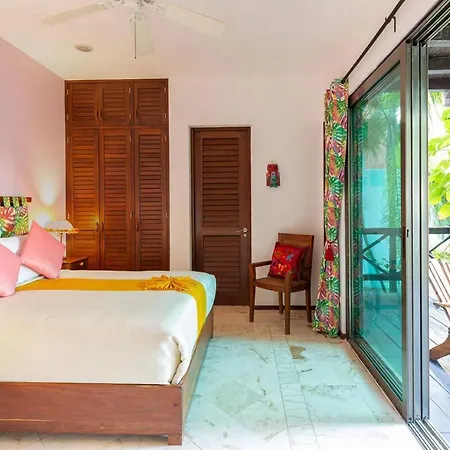 Beachfront Fully Staffed In Luxury Soliman Bay * Tulum
