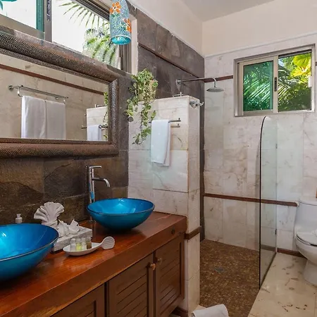 Villa Beachfront Fully Staffed In Luxury Soliman Bay Tulum