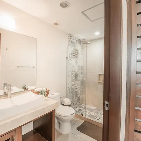 Apartment Villaggio With Rooftop Terrace And Hot Tub *