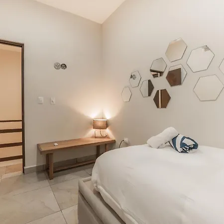 Villaggio With Rooftop Terrace And Hot Tub Apartment Tulum