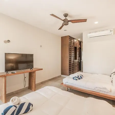 Apartment Villaggio With Rooftop Terrace And Hot Tub *